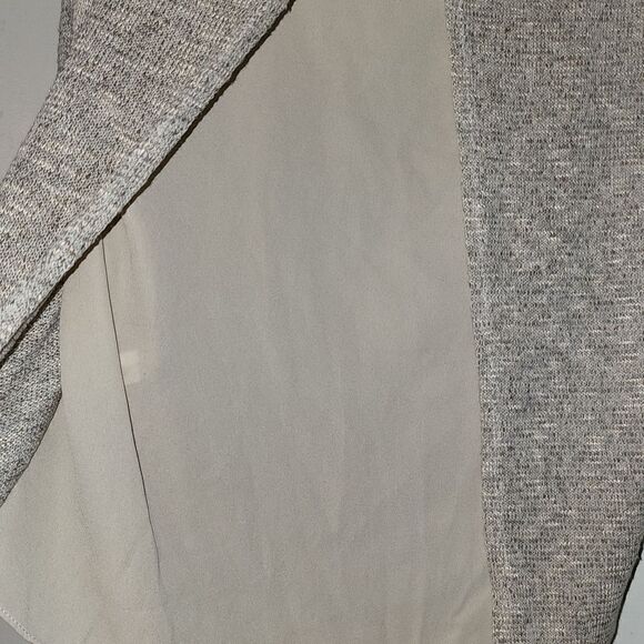 Mixed fabric top - Picture 4 of 4